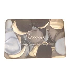 500 pcs silk flower petals. 2 available.